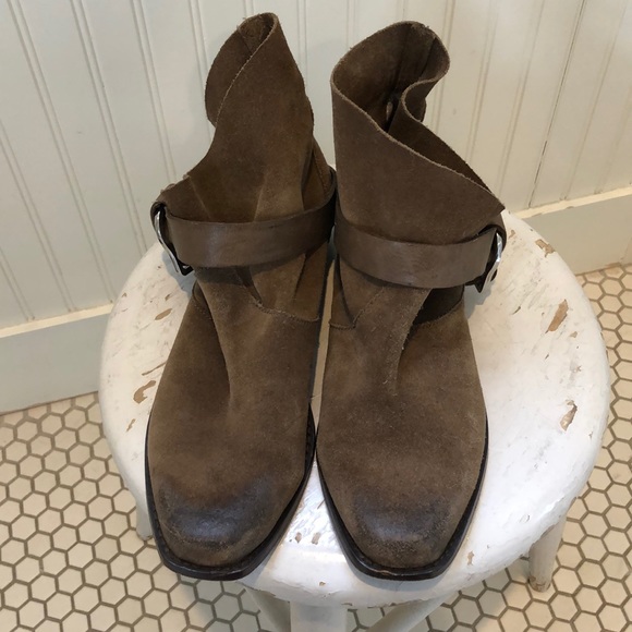 Joe’s Booties - Picture 5 of 9